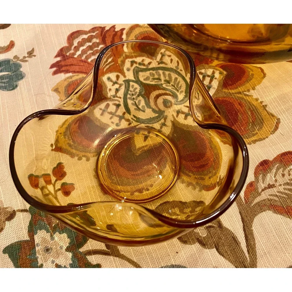 Vintage Amber Glass Chip and Dip Set – Anchor Hocking‎ Fairfield Scalloped Bowls